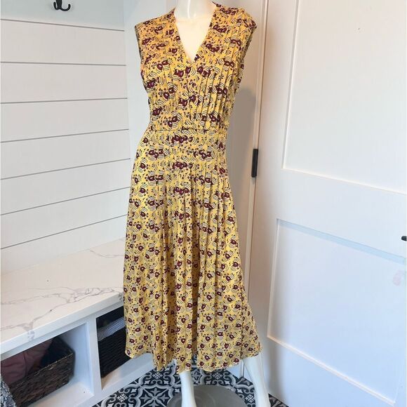 Bloggers favorites yellow floral dress - Picture 3 of 9
